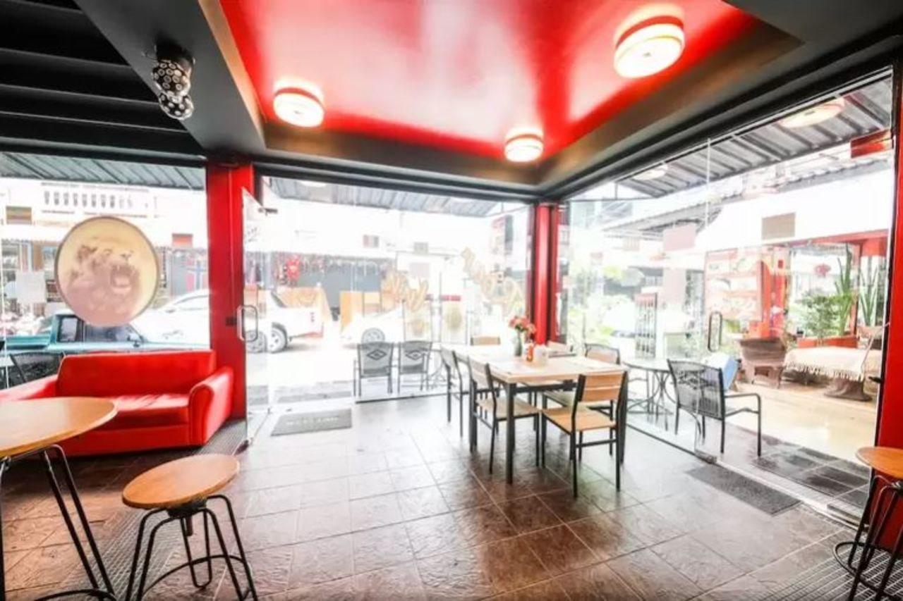 Oyo 244 Roar Inn Patong מראה חיצוני תמונה