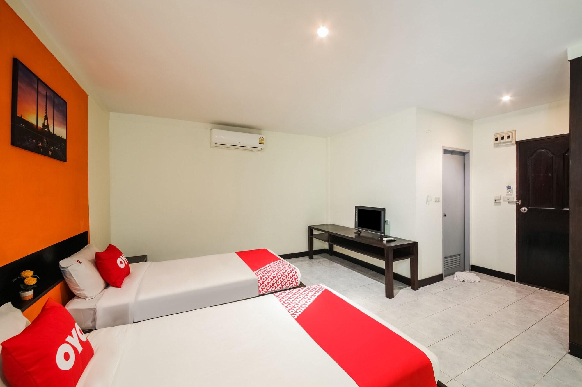 Oyo 244 Roar Inn Patong מראה חיצוני תמונה